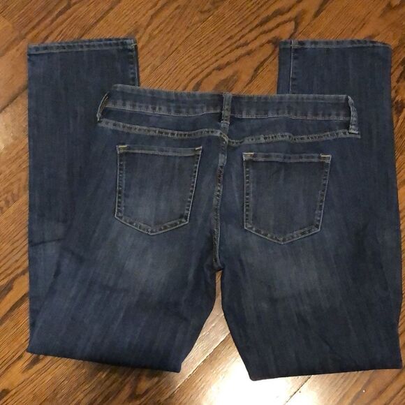GAP Women’s Medium Wash REAL STRAIGHT Denim Low Rise Jeans Sz 6 - Picture 2 of 8